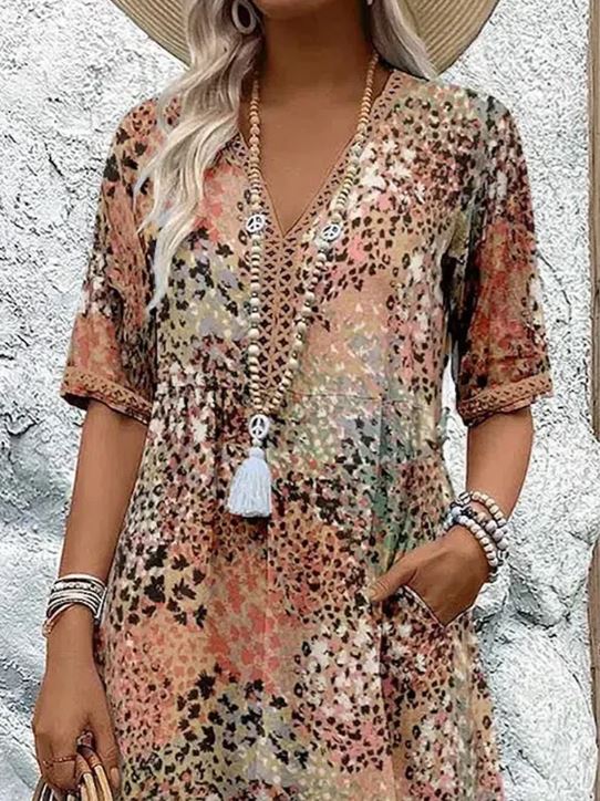 Harper | Lebhaftes Kleid in mittlerer Länge