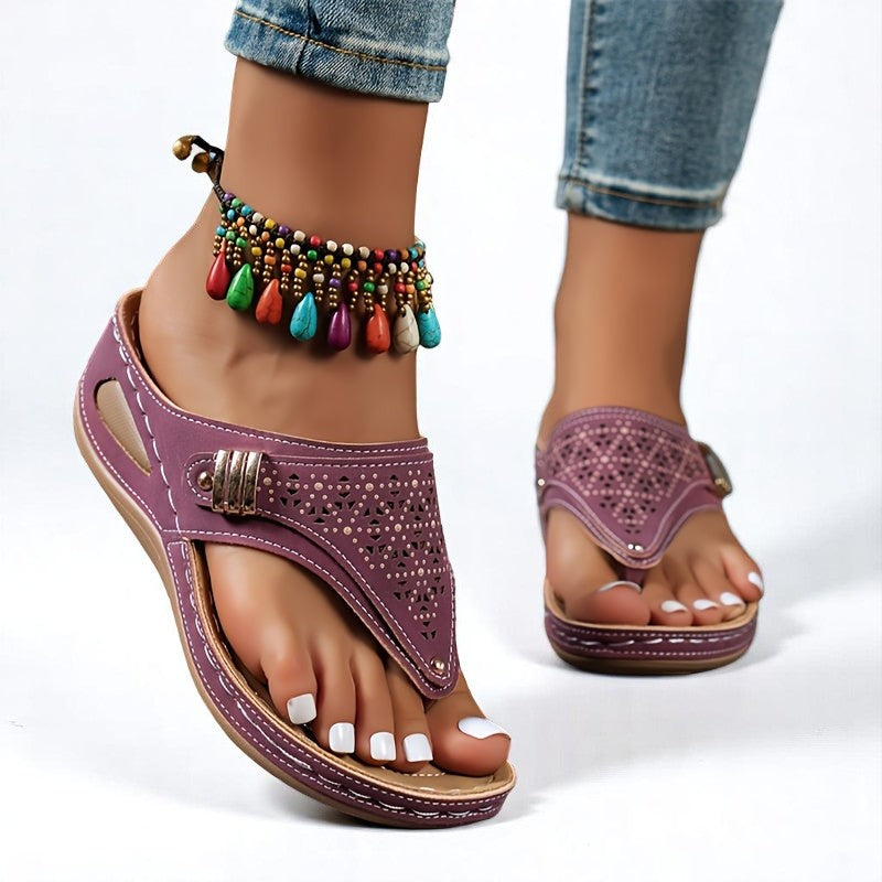 Yrsa™ | Zehenstegsandalen