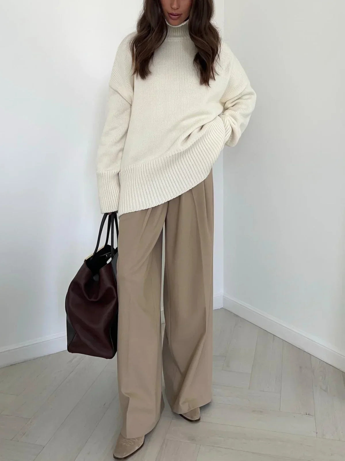 Charlie™ | Elegant Turtleneck