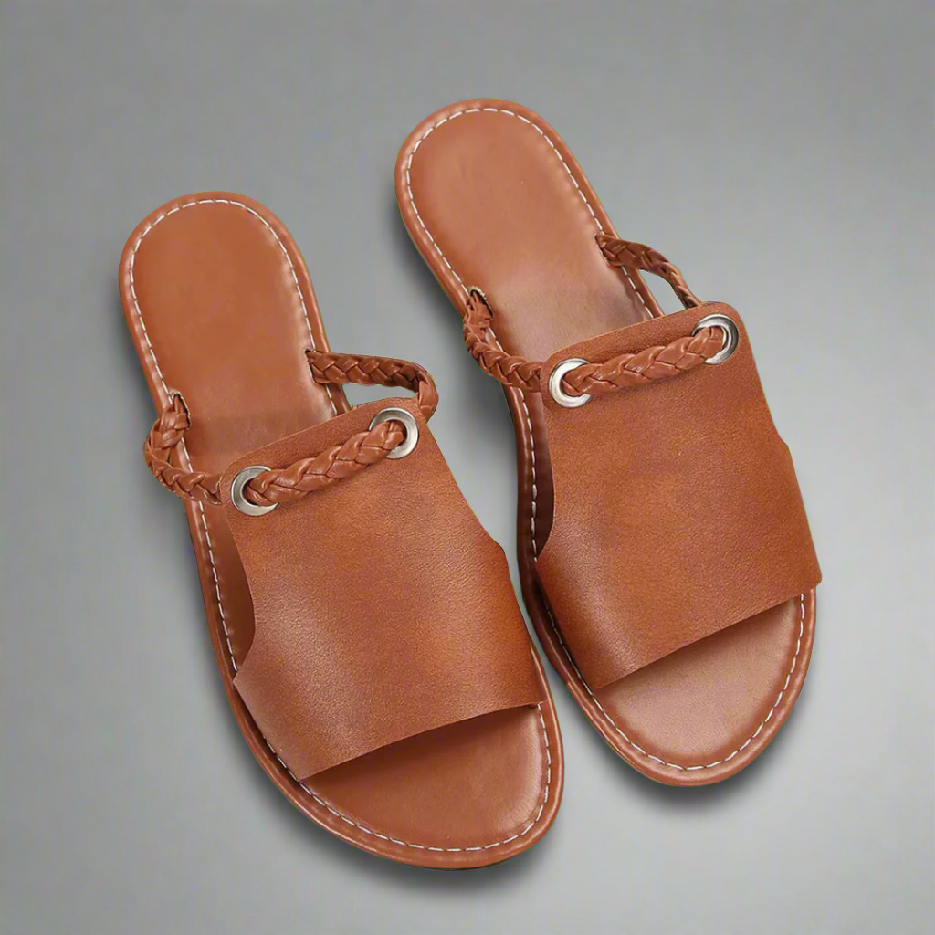 Sjöa |  Handgefertigte flache Sandalen aus hochwertigen Materialien