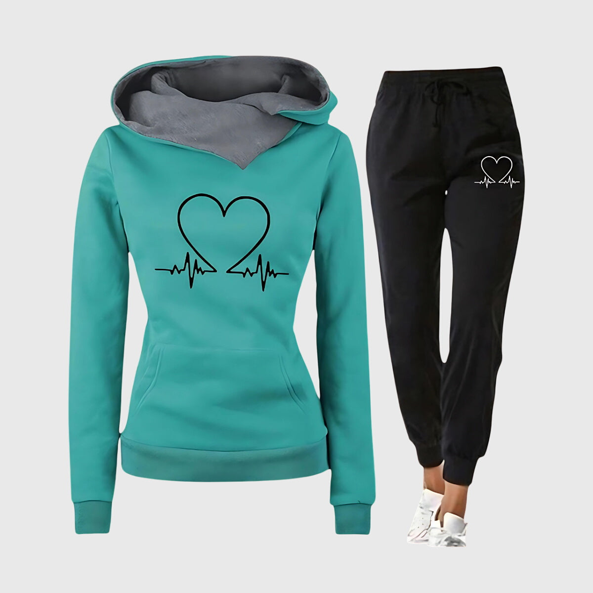 Elvelia | Amara™ – Sportanzug mit Herzmotiv