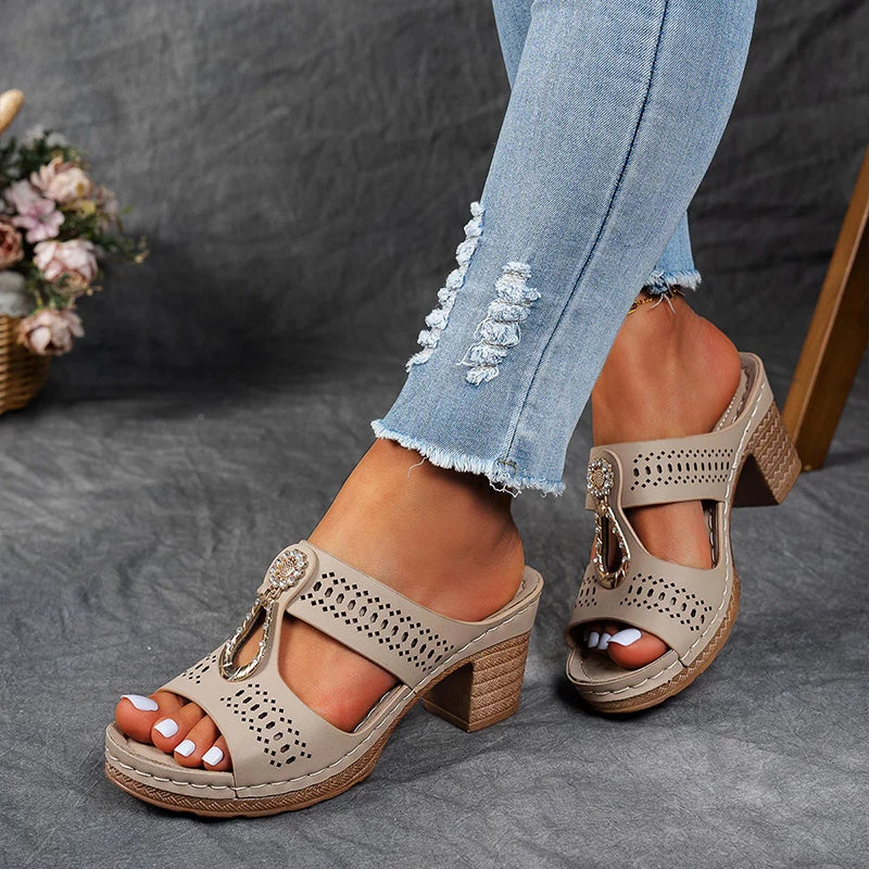 Mirena™ - Elegante und bequeme orthopädische Sandalen
