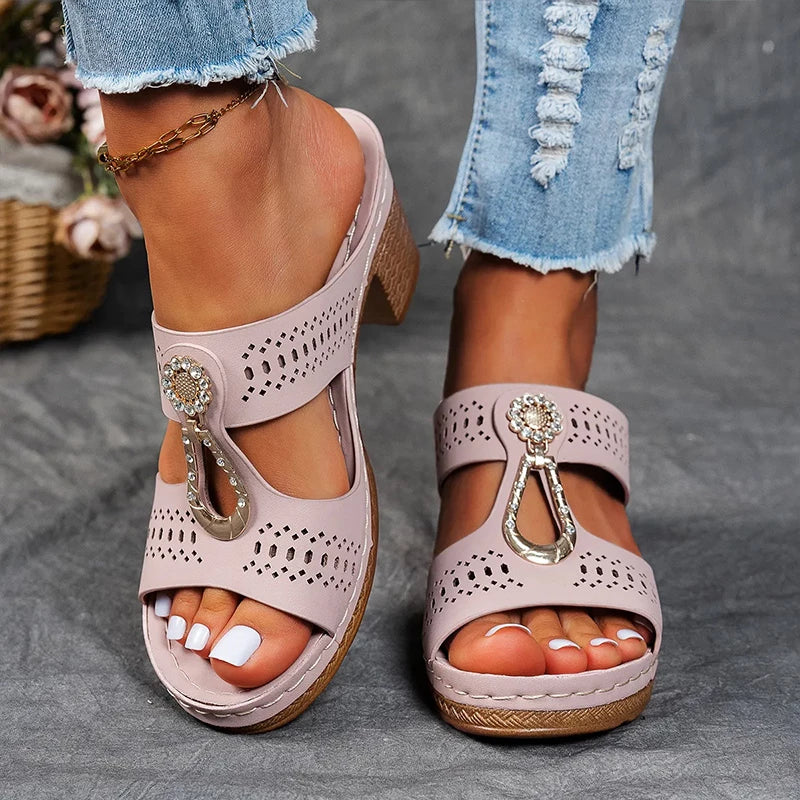 Mirena™ - Elegante und bequeme orthopädische Sandalen