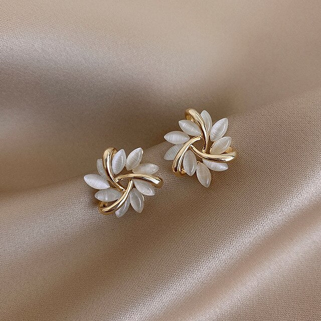 Sonja™ | Luxuriöse Ohrringe mit weißem Opal