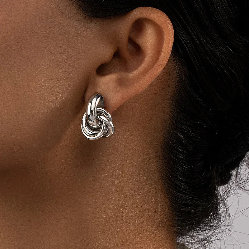 Lila™ | Ohrringe mit geknoteten Steckern