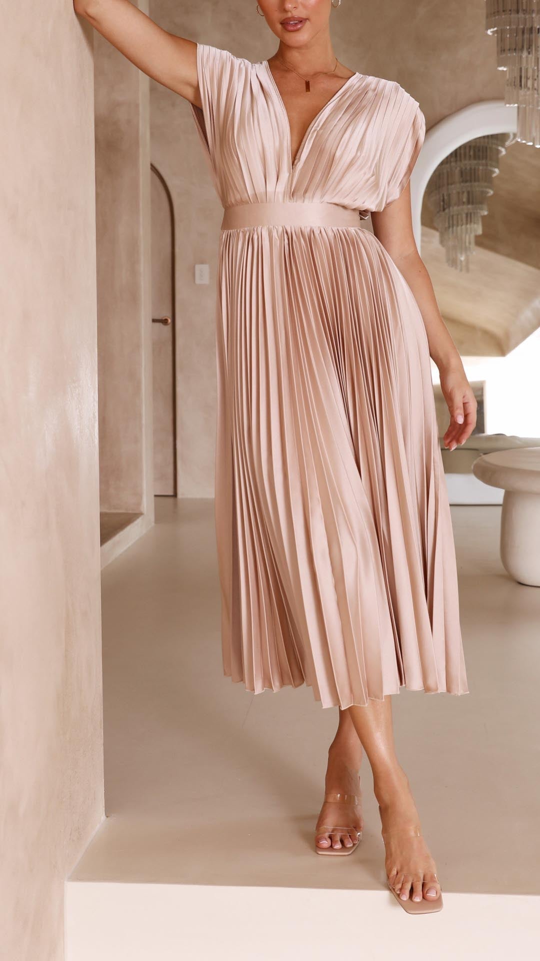 Maria |  Elegantes Faltenkleid