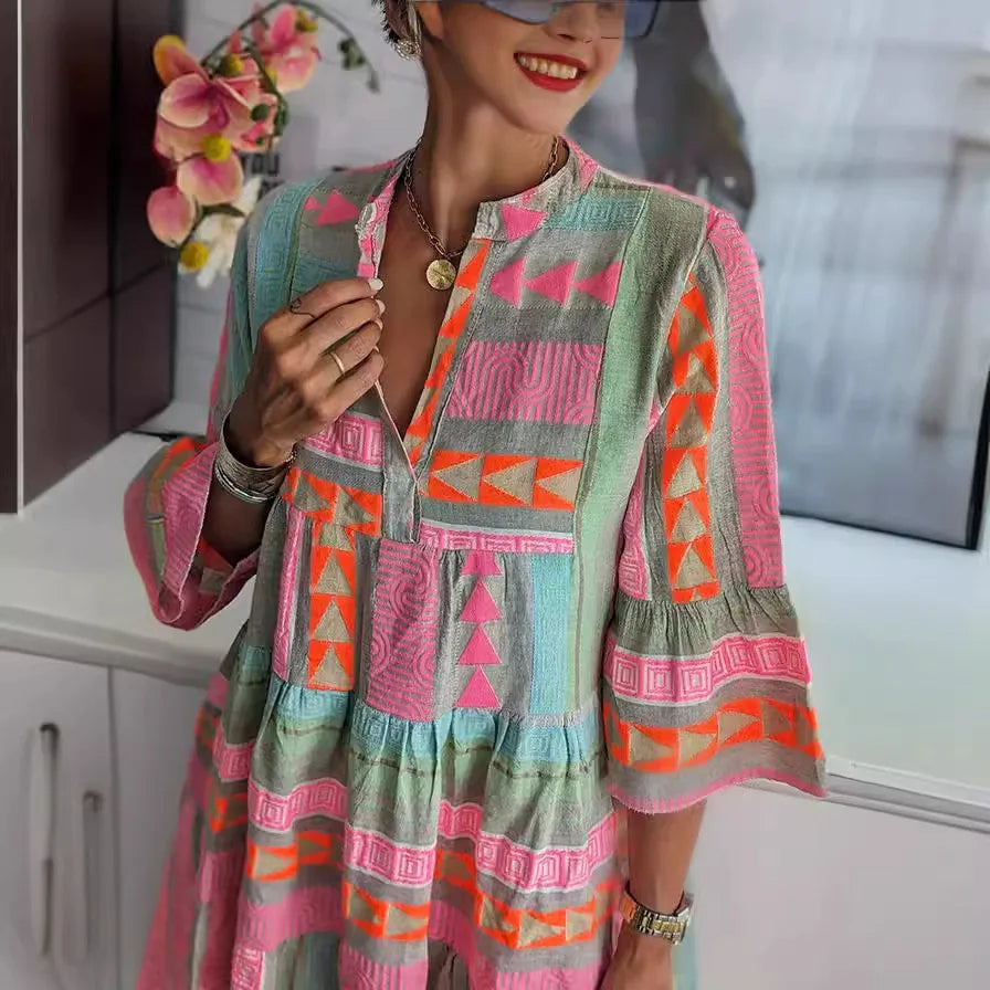 Chloe – Kurzes Boho-Kleid mit Streifenmuste